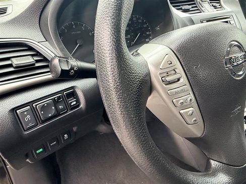Used 2015 Nissan Sentra S image 21
