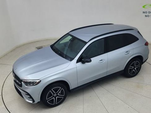 Used 2025 Mercedes-Benz GLC 300 4MATIC image 78