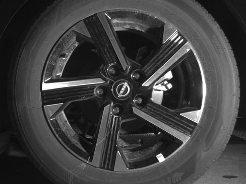 Used 2025 Nissan Sentra SV image 14