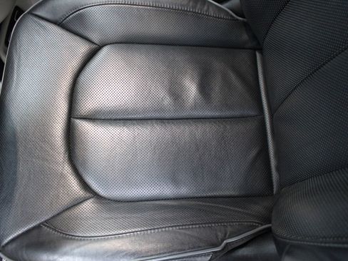Used 2020 Chrysler Pacifica Limited FWD image 13