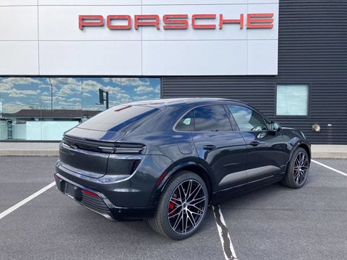 Used 2025 Porsche Macan Turbo Electric AWD/4WD image 23