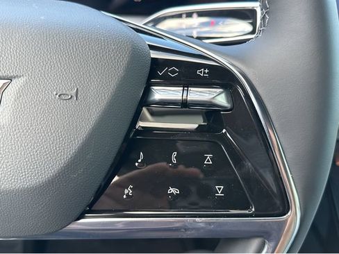 New 2026 Cadillac Vistiq Luxury image 30