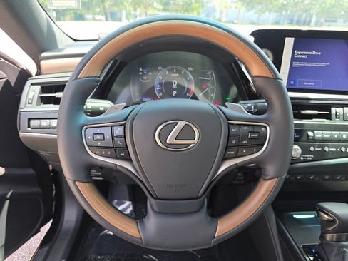 Used 2024 Lexus ES 350 Ultra Luxury w/ Accessory Package (Z1) FWD image 26