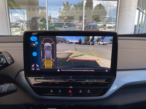 Used 2023 Volkswagen ID.4 Pro S AWD/4WD image 4