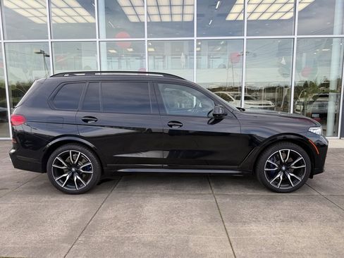 Used 2019 BMW X7 xDrive50i w/ M Sport Package image 7