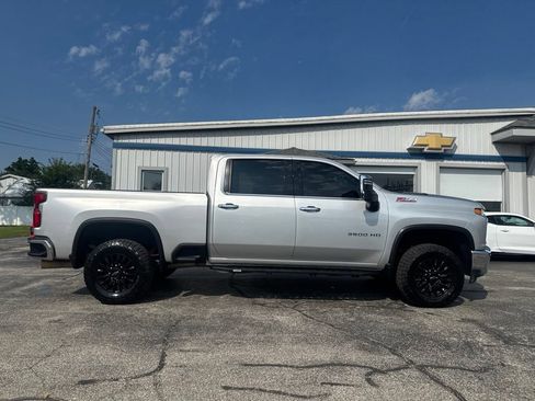 Used 2023 Chevrolet Silverado 3500 LTZ w/ LTZ Plus Package AWD/4WD image 8