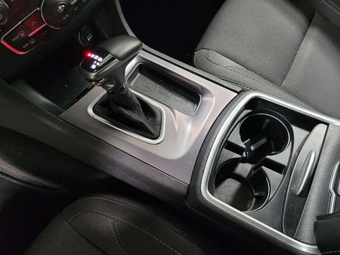 Used 2019 Dodge Charger SXT image 26