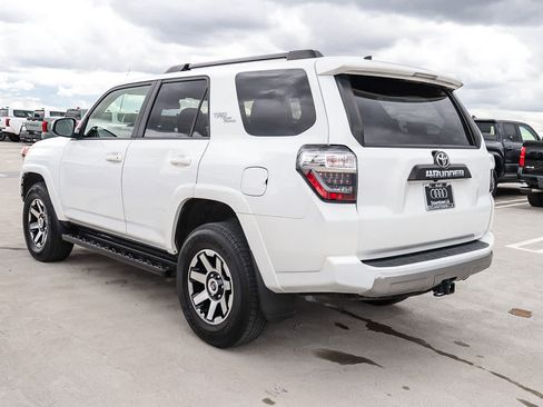 Used 2024 Toyota 4Runner TRD Off-Road image 9
