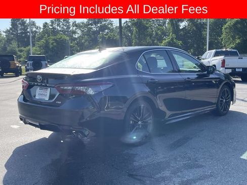 Used 2024 Toyota Camry XSE FWD image 5