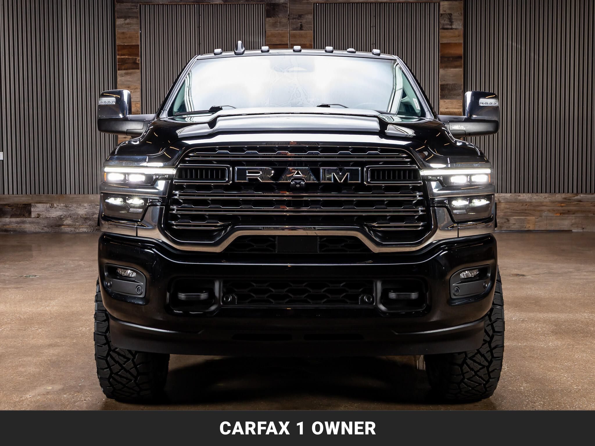 Used 2025 RAM 3500 Longhorn AWD/4WD image 4