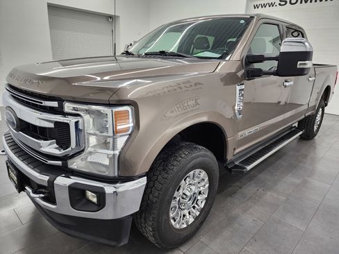 Used 2022 Ford F250 XLT w/ XLT Premium Package image 7