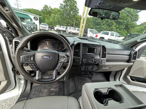 Used 2019 Ford F350 XL w/ Power Equipment Group AWD/4WD image 18