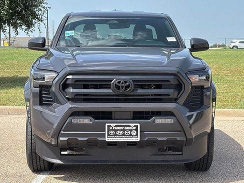 Used 2025 Toyota Tacoma SR5 AWD/4WD image 3