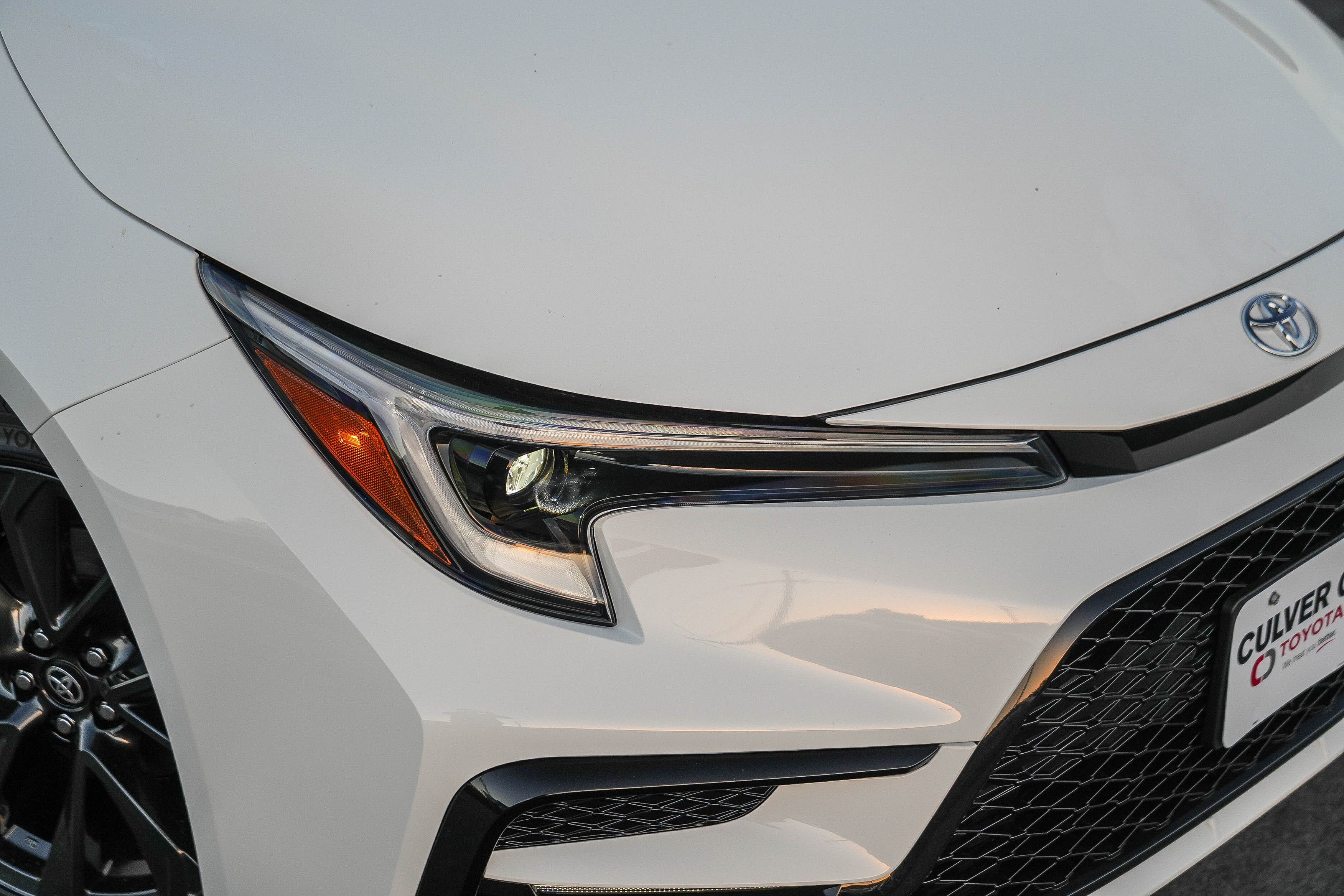 New 2027 Toyota Corolla SE FWD image 2