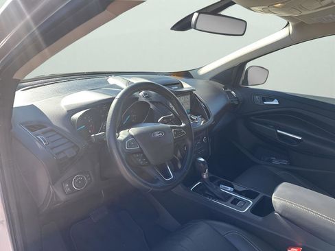 Used 2017 Ford Escape Titanium image 23