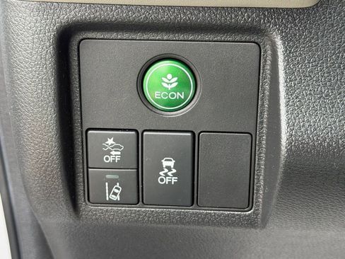 Used 2019 Honda HR-V EX image 11