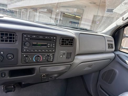 Used 2003 Ford F350 Lariat image 18