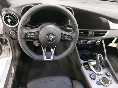 New 2025 Alfa Romeo Giulia w/ Veloce Package Rwd image 16