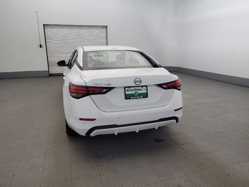 Used 2025 Nissan Sentra SV FWD image 6