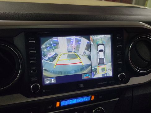 Certified 2020 Toyota Tacoma Limited image 30