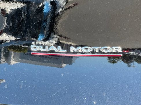 Used 2025 Tesla Model Y Performance AWD/4WD image 48