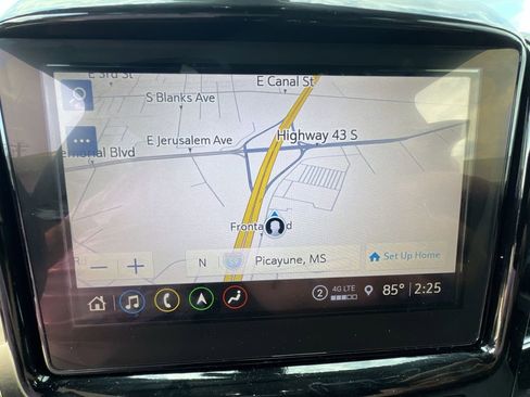 Certified 2023 Chevrolet Traverse Premier w/ LPO, Floor Liner Package image 17