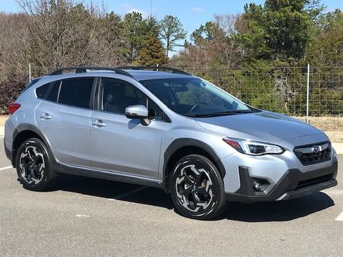 Certified 2023 Subaru Crosstrek 2.5i Limited w/ Moonroof Package image 2