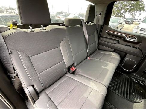 Used 2022 Chevrolet Silverado 1500 LT image 22