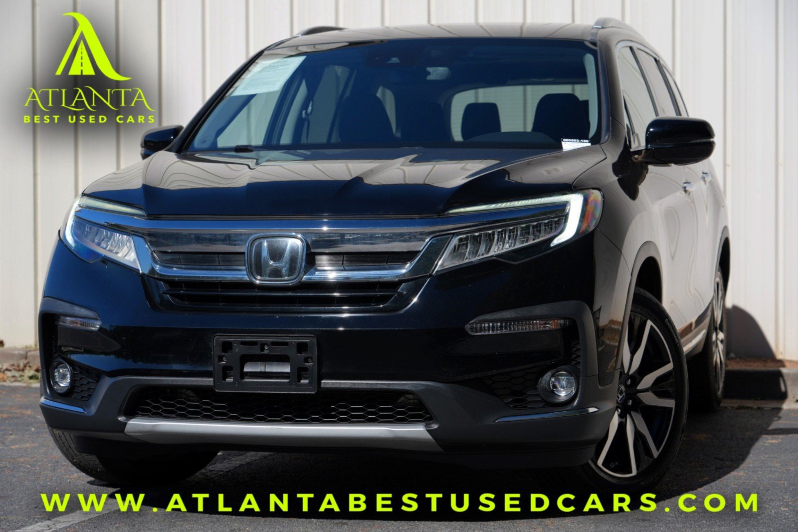 Used 2020 Honda Pilot Touring image 1
