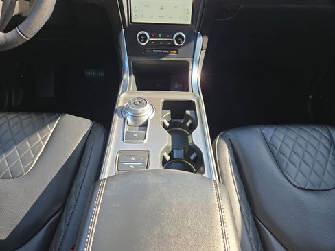 Certified 2024 Ford Edge Titanium w/ Equipment Group 301A image 21