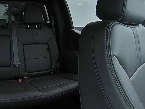 Used 2020 Chevrolet Silverado 1500 High Country AWD/4WD image 26