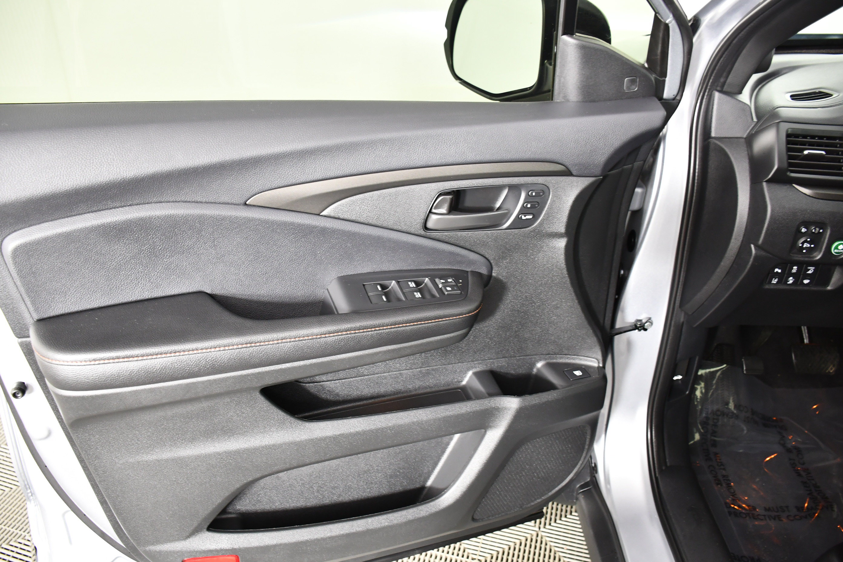 Certified 2024 Honda Ridgeline TrailSport image 34