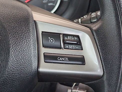 Used 2015 Subaru Forester 2.5i AWD/4WD image 23