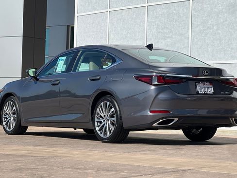Used 2019 Lexus ES 350 w/ Premium Package image 6