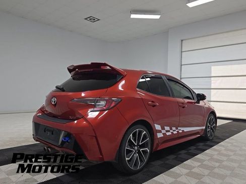 Used 2019 Toyota Corolla XSE FWD image 3