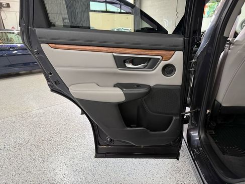 Used 2017 Honda CR-V EX-L image 12