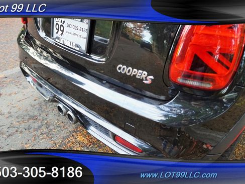 Used 2019 MINI Cooper S w/ Premium Package image 32