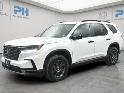 Certified 2025 Honda Pilot TrailSport