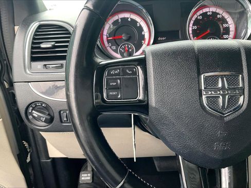 Used 2020 Dodge Grand Caravan SXT image 18