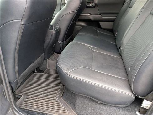 Used 2023 Toyota Tacoma TRD Sport image 19