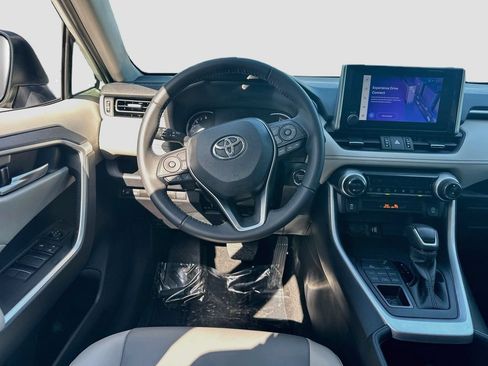 Used 2024 Toyota RAV4 XLE Premium AWD/4WD image 18