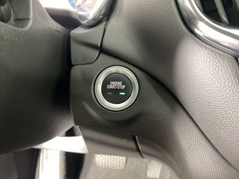 Used 2023 Chevrolet Equinox LT image 20