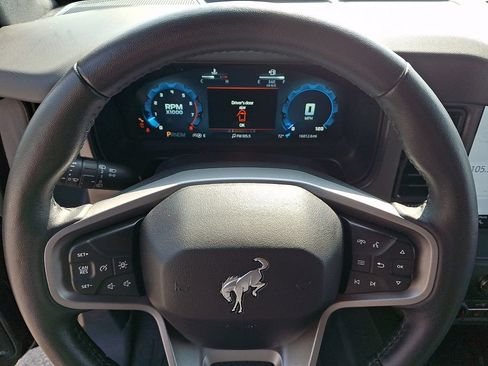 Certified 2025 Ford Bronco Badlands w/ Sasquatch Package AWD/4WD image 20