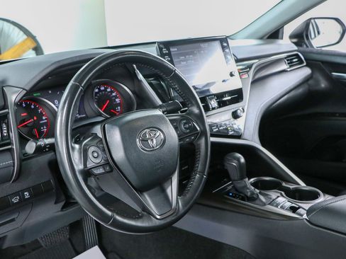Used 2023 Toyota Camry XSE FWD image 22