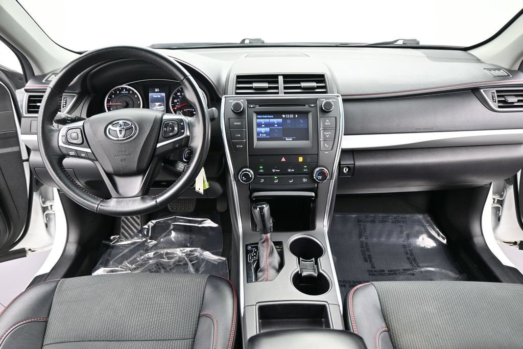 Used 2017 Toyota Camry SE FWD image 20