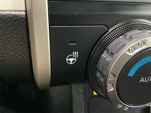 Used 2024 Toyota Tacoma TRD Sport image 23