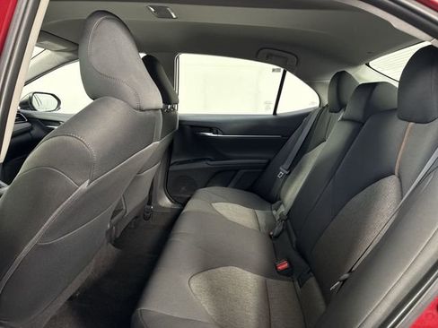 Used 2020 Toyota Camry LE FWD image 20