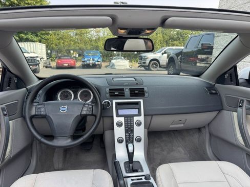Used 2012 Volvo C70 T5 w/ Climate Pkg FWD image 28