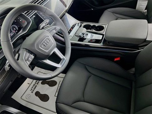 New 2026 Audi Q8 Premium Plus image 23