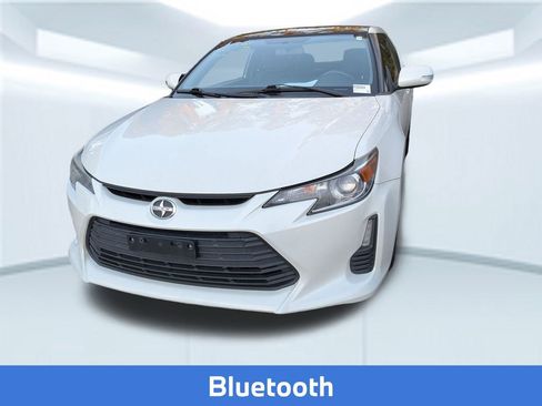 Used 2016 Scion tC Base image 2